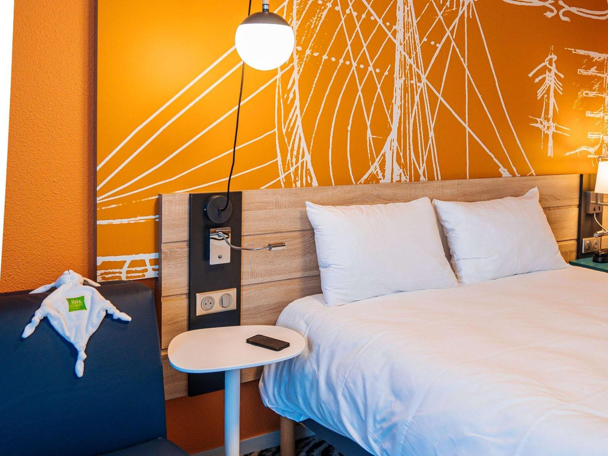 Ibis Styles Ancenis Centre Hotell Exteriör bild