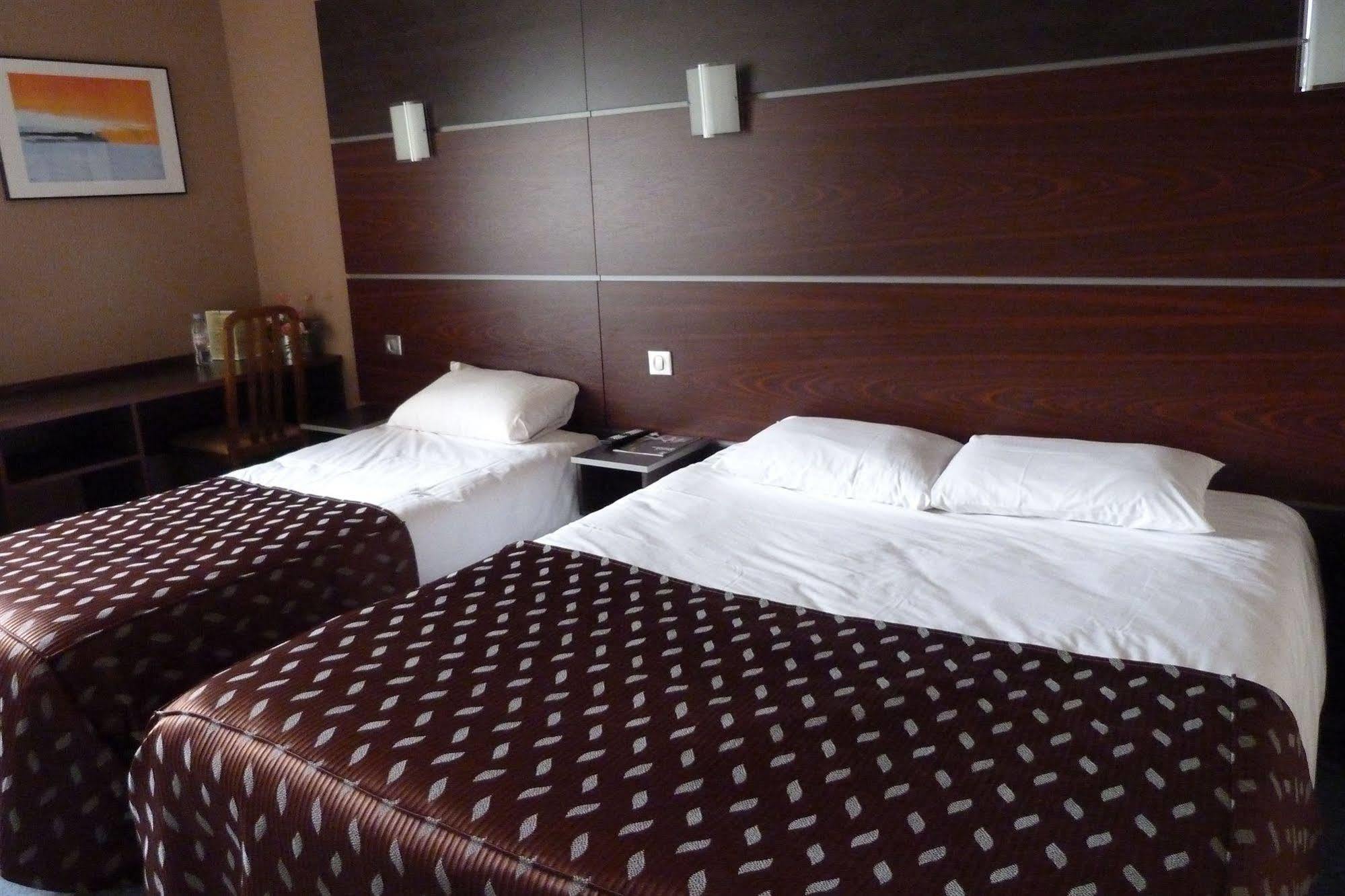 Ibis Styles Ancenis Centre Hotell Exteriör bild